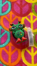 Load image into Gallery viewer, 2006-07 Green Spotted Antenna Alien Monster Jibbitz™ Shoe Charm
