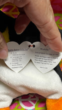 Load image into Gallery viewer, Ty Beanie Babies Waddle The Penguin Bird (Retired)
