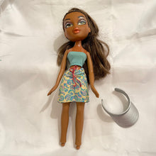 Load image into Gallery viewer, MGA Bratz Sasha Beach Party Doll 2002 Limited Edition (Pre-Owned)
