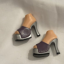 Load image into Gallery viewer, MGA Bratz Jade First Edition Funk &amp; Glow Purple &amp; Silver Platform Heel Shoes (Pre-owned)
