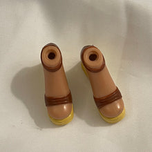 Load image into Gallery viewer, MGA Bratz Doll Yasmin Strut it First Edition Rust with Yellow Platform Heel Shoes (Pre-owned)
