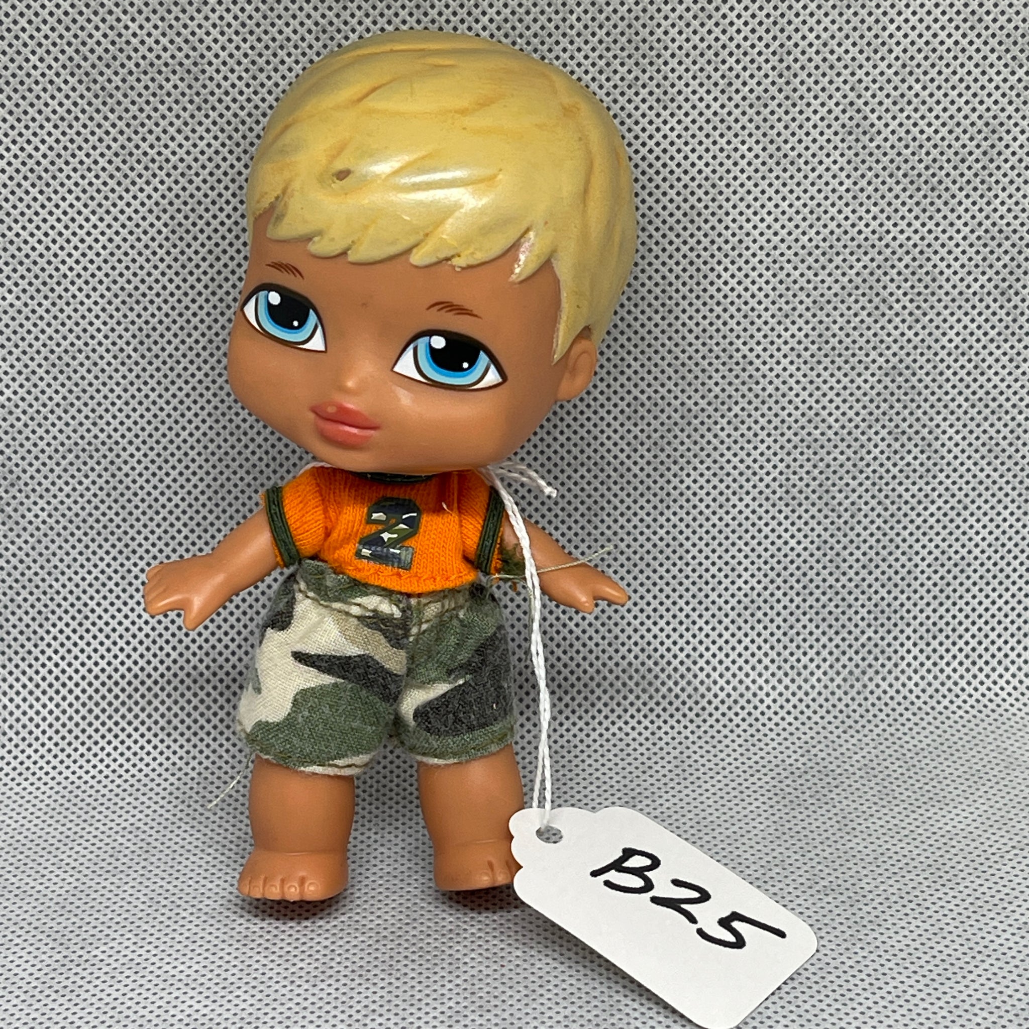 Bratz doll with short blonde hair online