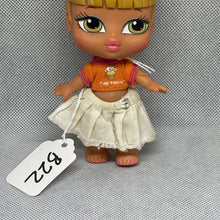 Load image into Gallery viewer, MGA Bratz Babyz Doll Cloe Dressed Green Eyes 4.5&quot; (Pre-Owned) #B-22

