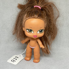 Load image into Gallery viewer, MGA Bratz Babyz Doll Yasmin Open Mouth Pink Lips 4.5&quot; (Pre-Owned) #B-28
