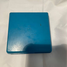 Load image into Gallery viewer, 1986 Hi-Q Solitaire Strategy Travel Game Milton Bradley Board Game Puzzle (Pre-owned)
