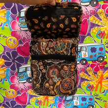 Load image into Gallery viewer, Vera Bradley Bohemian Floral lunch bag 8" x 7"
