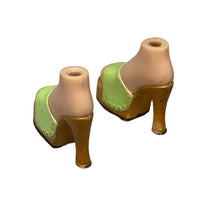 Load image into Gallery viewer, MGA Bratz Doll Lime Green Platform Sandals Shoes (Pre-owned)
