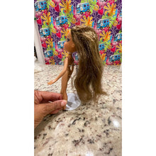 Load image into Gallery viewer, Bratz Yasmin Doll Lot #20A Doll A- #1 Purple Glitter Eyeshadow
