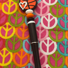 Load image into Gallery viewer, Black and white beaded pen Custom Handmade Beaded Pen
