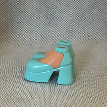 Load image into Gallery viewer, Bratz Footwear Doll Pair Feet ShoesTeal Green Platform Shoes
