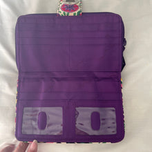 Load image into Gallery viewer, Vera Bradley Multicolor Floral Women&#39;s Bag Quilted Wallet
