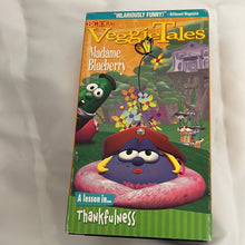 Load image into Gallery viewer, VeggieTales Madame Blueberry-A Lesson In Thankfulness VHS Movie (Pre-owned)
