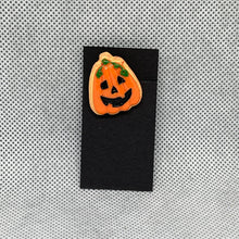 Load image into Gallery viewer, Halloween Orange Jack-O-Lantern Pumpkin Brooch Resin Cabochon Lapel Pin Brooch
