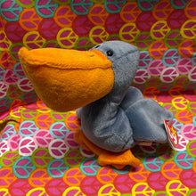 Load image into Gallery viewer, Ty Beanie Babies Scoop the Pelican (Retired)
