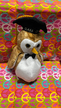 Load image into Gallery viewer, Ty Beanie Babies Wisest the Owl Class of 2000 (Retired)
