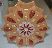 Load image into Gallery viewer, Villeroy &amp; Boch Christmas Ginger Fantasy Candleholder Fluted Star #3972
