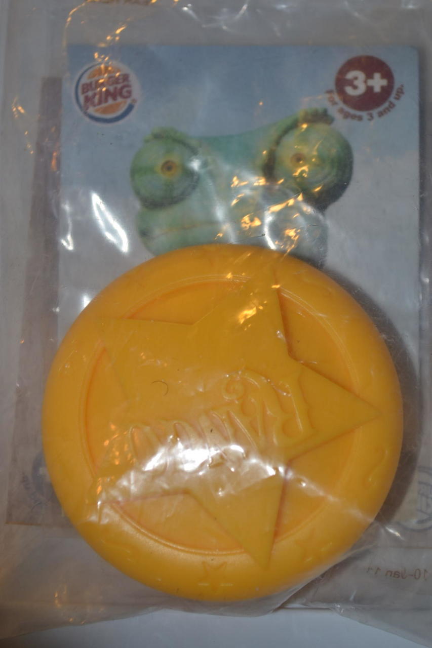 Burger King 2011 - Rango Yellow Badge Toy – Groovy61crafts