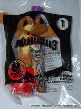 Load image into Gallery viewer, McDonald&#39;s Dreamworks Happy Meal 2012 Madagascar 3 Alex Toy #1
