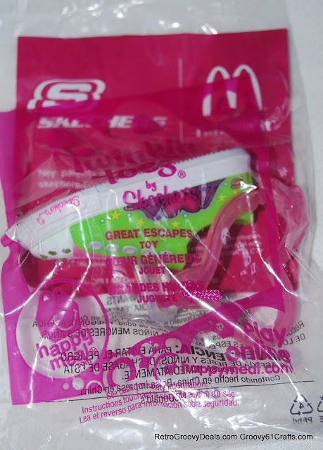 McDonald's 2011 Skechers Twinkle Toes Great Escapes Lime Green Toy #4