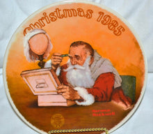 Load image into Gallery viewer, Vtg Bradford Exchange Norman Rockwell Plate Christmas 1985 Grandpa Plays Santa (Pre-owned)
