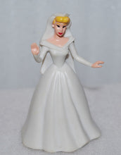 Load image into Gallery viewer, Disney Princess Cinderella White Wedding Gown Figure 3.0&quot;
