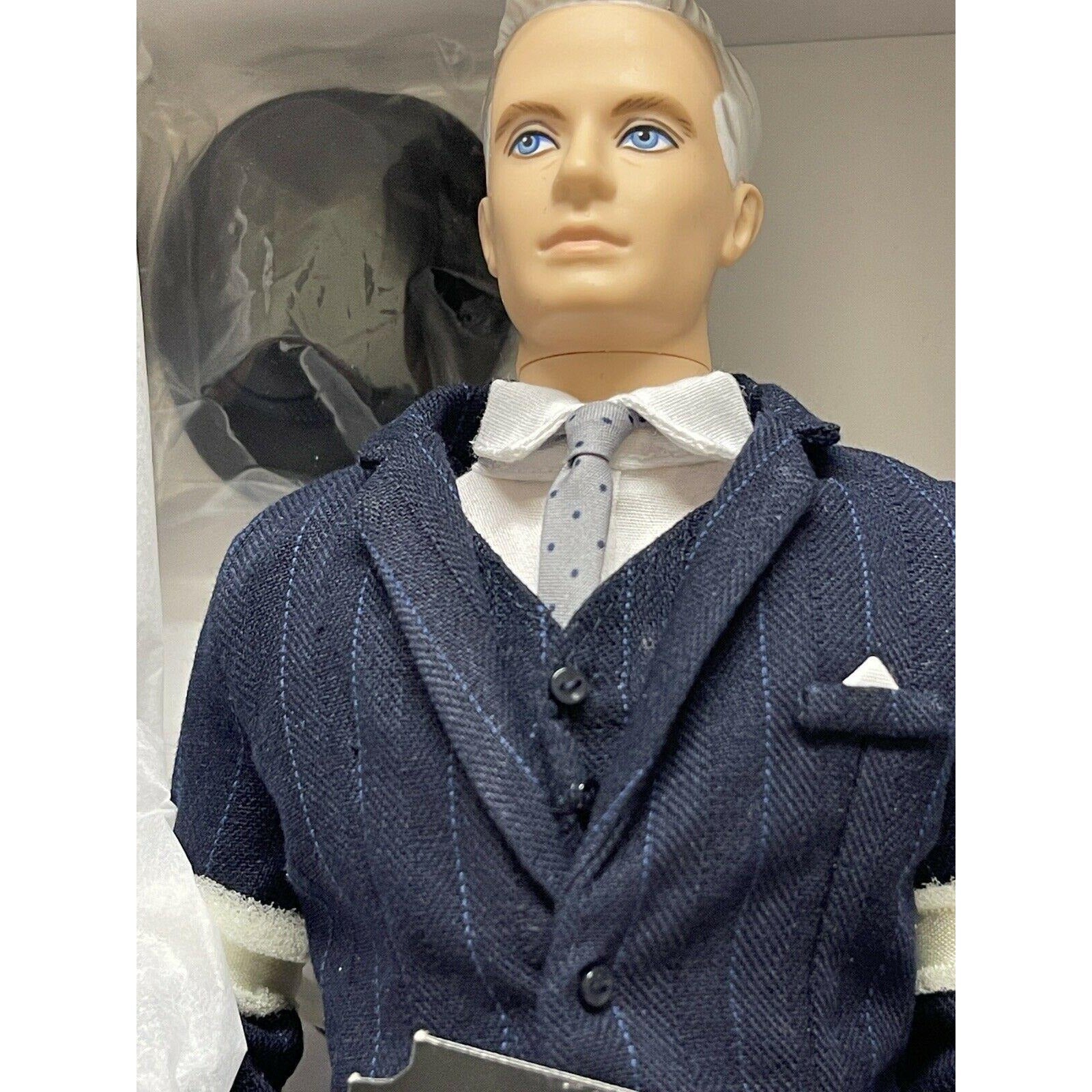 2010 Mad Men Roger Sterling Ken Silkstone Doll Gold Label T4549