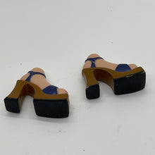 Load image into Gallery viewer, MGA Bratz Meygan Campfire First Edition Navy Blue Platform Sandals (Pre-owned)

