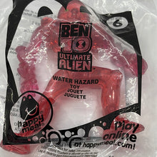 Load image into Gallery viewer, McDonald&#39;s 2011 Ben 10 Ultimate Alien Water Hazard Toy #6
