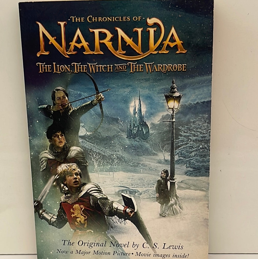 The Chronicles Of Narnia   The Lion, The Witch Paperback C. S. Lewis (Pre Owned)