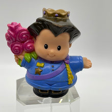 Load image into Gallery viewer, Mattel 2002 Fisher Price Little People King Holding Roses Figure (Pre-Owned) #24
