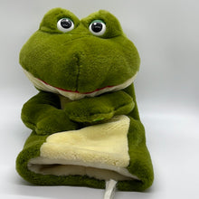 Load image into Gallery viewer, 2003 Proactive Green Frog Hand PUPPET 11&quot; Plush Animal Toy (Pre-owned)
