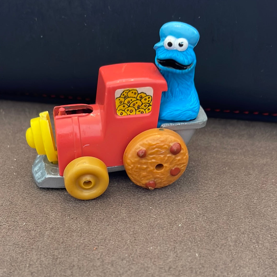 Vtg 1981 Playskool Preschool Sesame Street Muppets Cookie Monster Train (Pre-owned)
