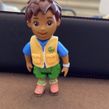 Load image into Gallery viewer, 2003 Viacom Diego Safari Adventure Figure Limbs Move (Pre-owned) #2
