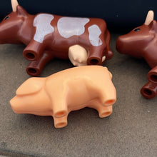 Load image into Gallery viewer, Vtg Playmates Farm Animals 2 Brown Cow Bulls And Faceless Pig (Pre-owned)
