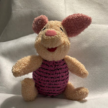 Load image into Gallery viewer, Mattel 1998 Disney Pink Piglet Terry Cloth Singing Toy 11&quot; (Pre-owned)
