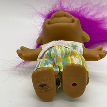 Load image into Gallery viewer, Vintage 4” Russ Troll Doll Punk Fushia Hair with clothes (pre-owned)
