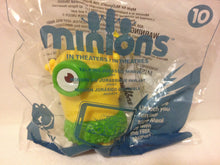 Load image into Gallery viewer, McDonald&#39;s 2015 Talking Minions Jurassic Minion Toy #10
