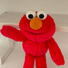 Load image into Gallery viewer, Vtg 1996 Tyco Sesame Street Elmo 9&quot; Jim Henson Plush #62721 (Pre-owned)
