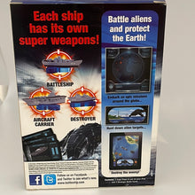 Load image into Gallery viewer, Hasbro 2012 Battleship Game - Zapped Edition - Works with your iPad
