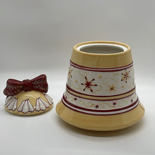 Load image into Gallery viewer, Villeroy &amp; Boch Toy&#39;s Fantasy Christmas 7.5&quot; Beige Bell with Lid #5712
