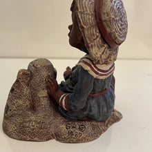 Load image into Gallery viewer, Sarah&#39;s Attic 1989 Tillie Sandcastle Granny&#39;s Favorite African American Figurine (Pre-owned)
