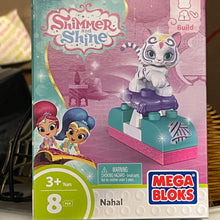 Load image into Gallery viewer, Viacom 2016 Nickelodeon 8pcs Shimmer Shine Nahal Mega Bloks
