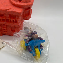Load image into Gallery viewer, McDonald&#39;s 1993 Flintstones Pebbles, Dino &amp; Toy-S-Aurus Toy
