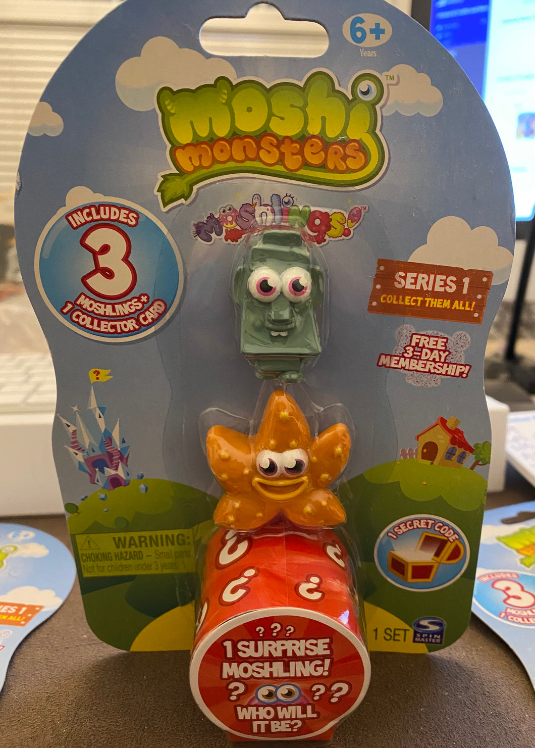 Spin Master 201 Moshi Monsters Moshlings Series 1 Rocky & Fumble + 1 Mystery Figure