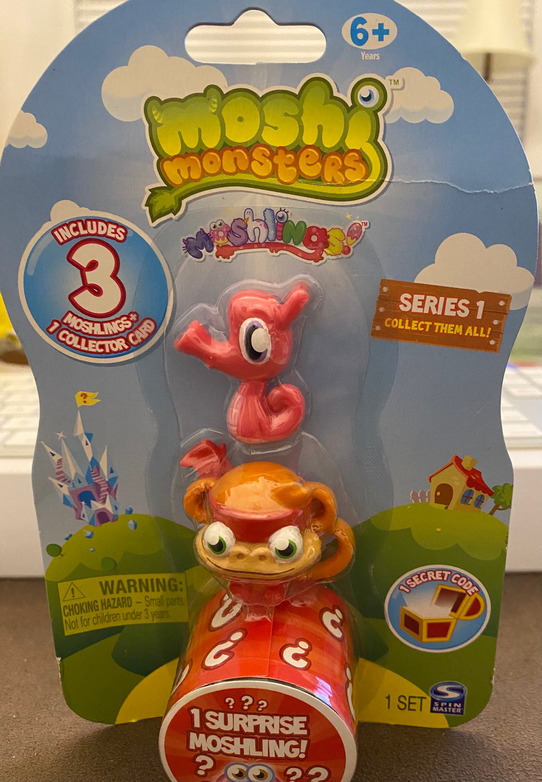 Spin Master 2011 Moshi Monsters Moshlings Series 1 Stanley & Chop Chop + 1 Mystery Figure