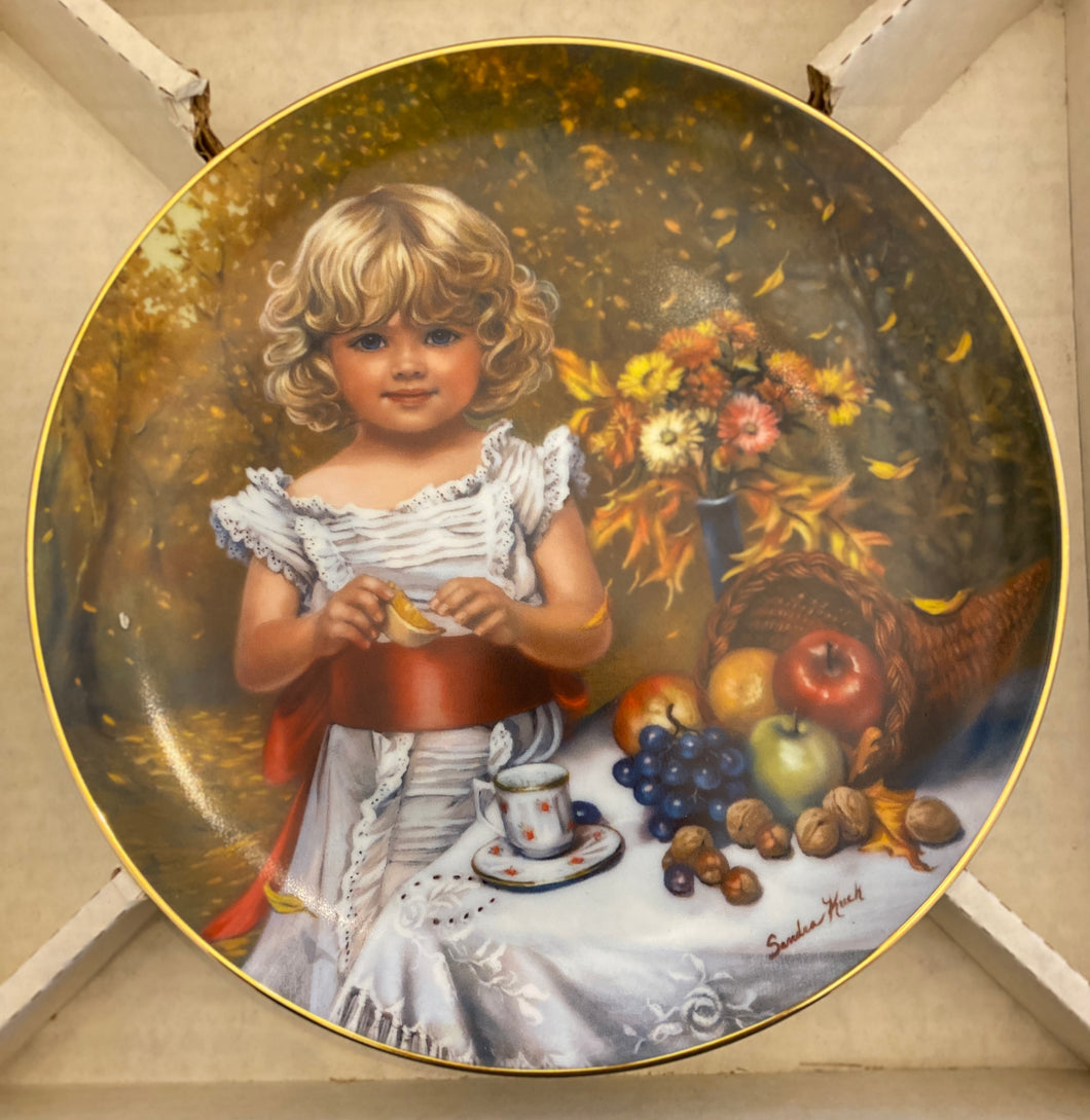 Sandra Kuck Indian Summer October Collector Plate #3674AC (Pre-owned)